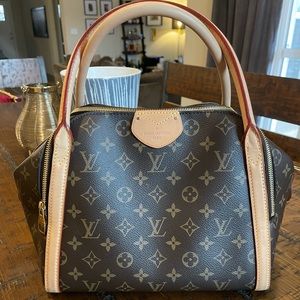 Louis Vuitton Monogram Marais MM